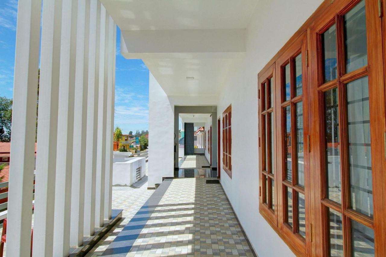 Pine Hill Suites Уті Екстер'єр фото