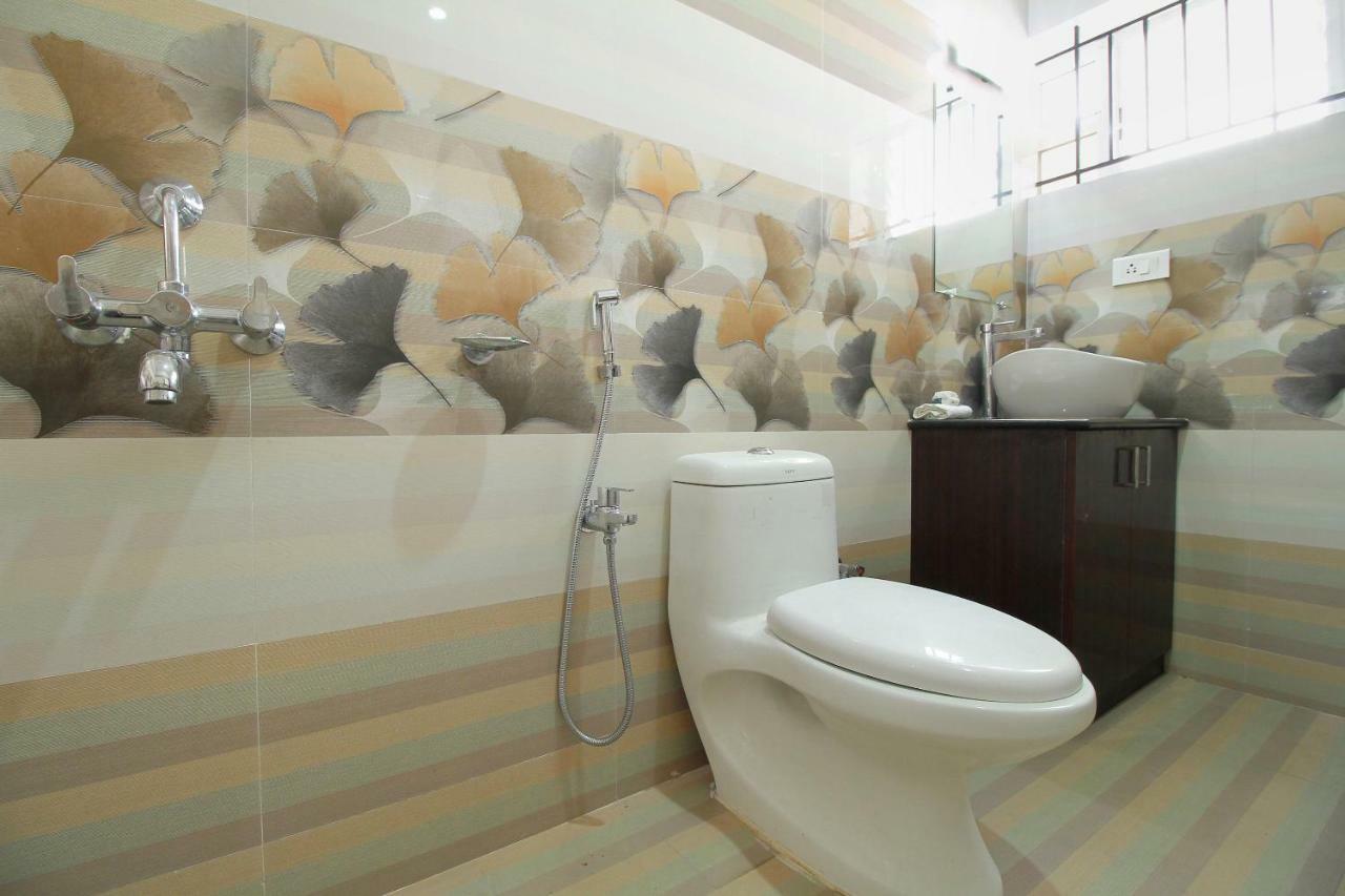 Pine Hill Suites Уті Екстер'єр фото